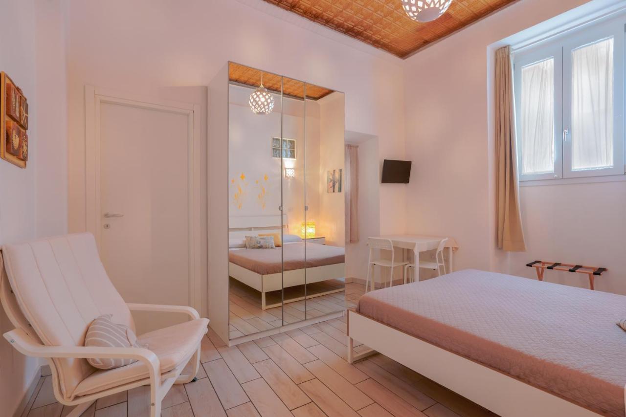 Approdo Rooms - Eja Sardinia كالياري المظهر الخارجي الصورة