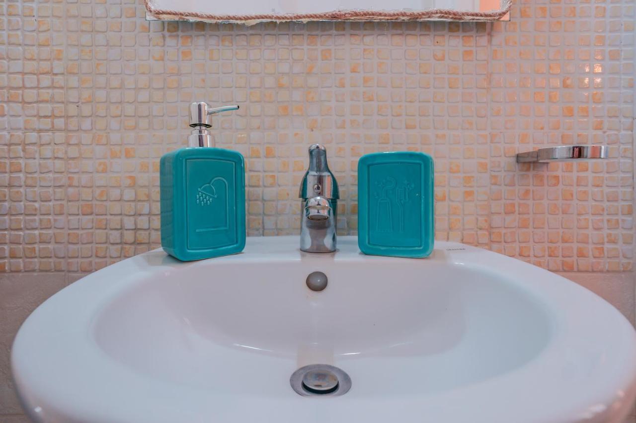 Approdo Rooms - Eja Sardinia كالياري المظهر الخارجي الصورة