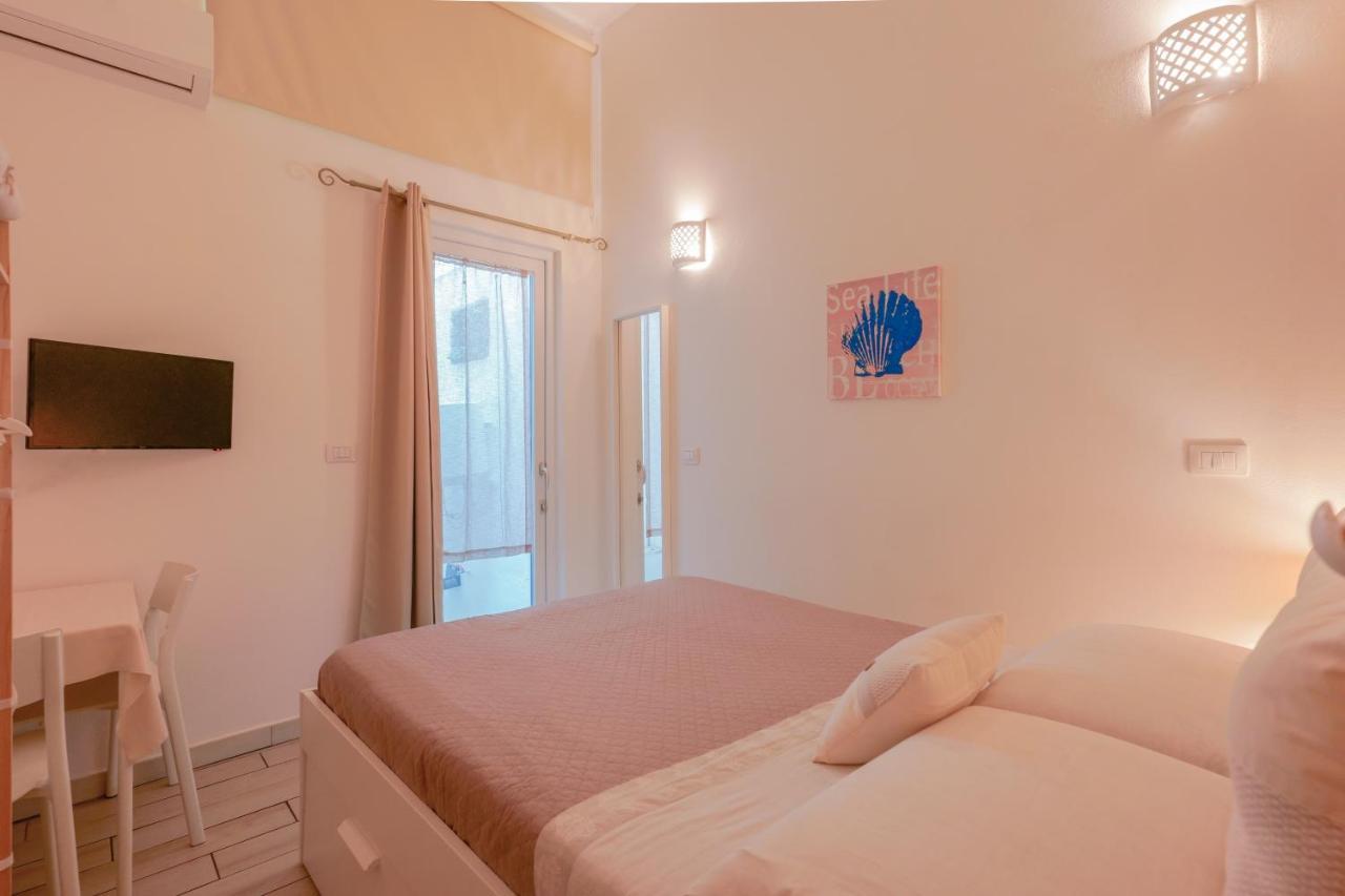 Approdo Rooms - Eja Sardinia كالياري المظهر الخارجي الصورة